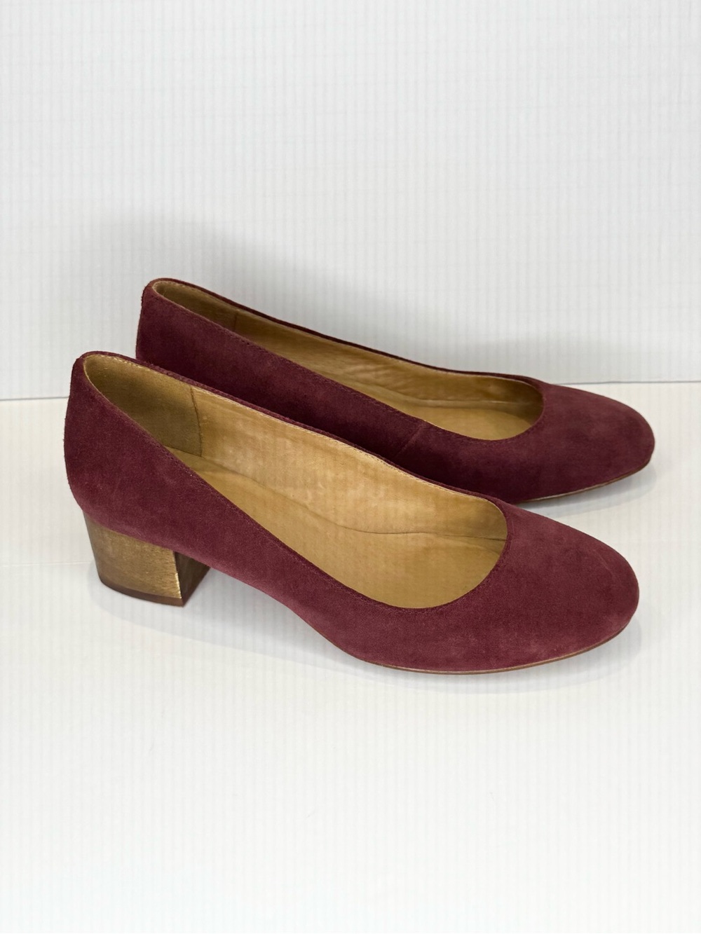 Madewell Ella Pumps Wood Heel Women's Size 6 Round Toe Suede Burgundy - Picture 3 of 8